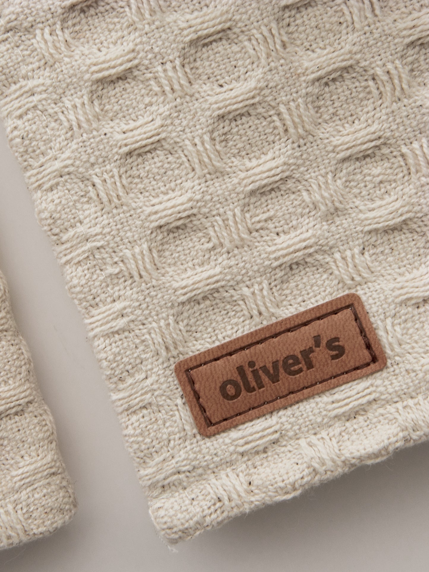 paw-towel_dog_poodle_softecru_oliver's